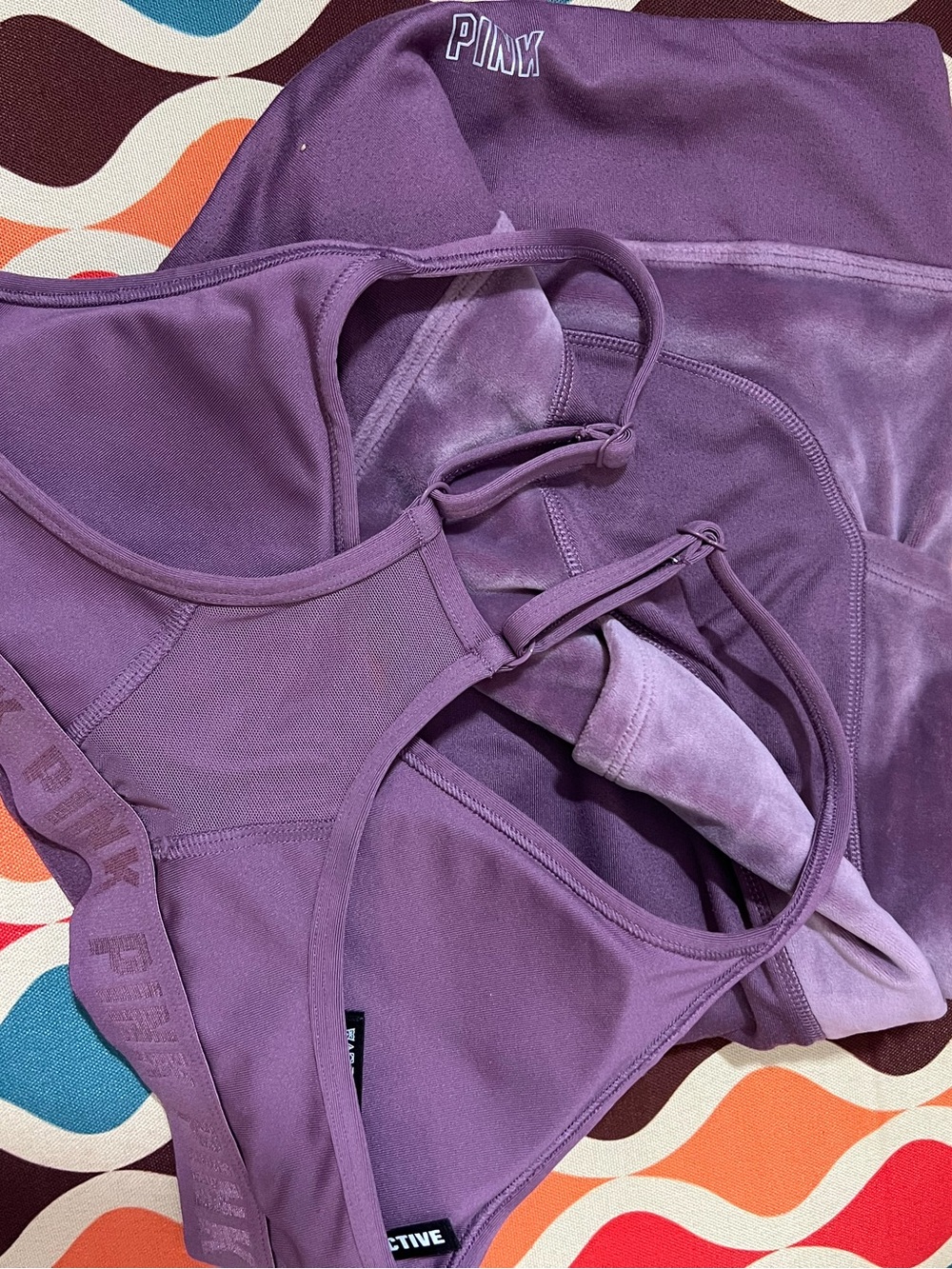 PINK Victoria's Secret Plum Purple Active Sports bra/Leggings with Side Pockets - Picture 4 of 4
